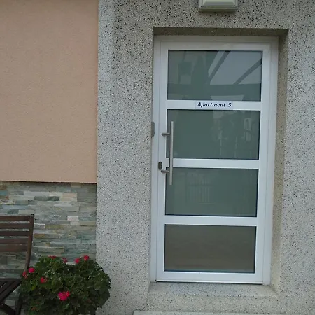 Daire Alo Vila Klara *