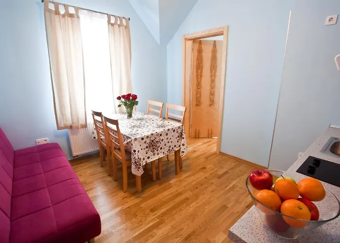 알로 아파트먼트 '빌라 클라라'