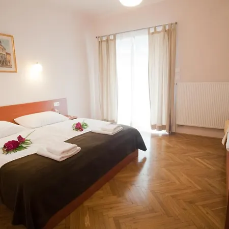 Appartement Alo Vila Klara *