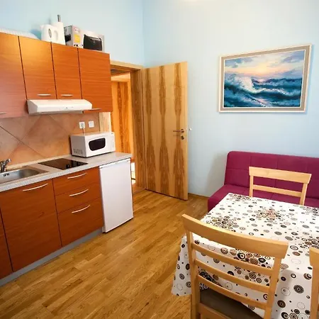 Lägenhet Alo Vila Klara *