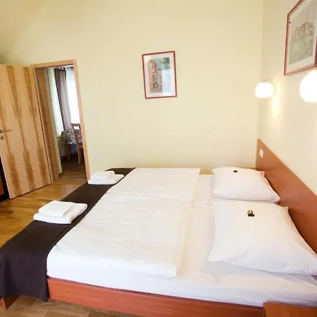 Апартаменты Alo Vila Klara